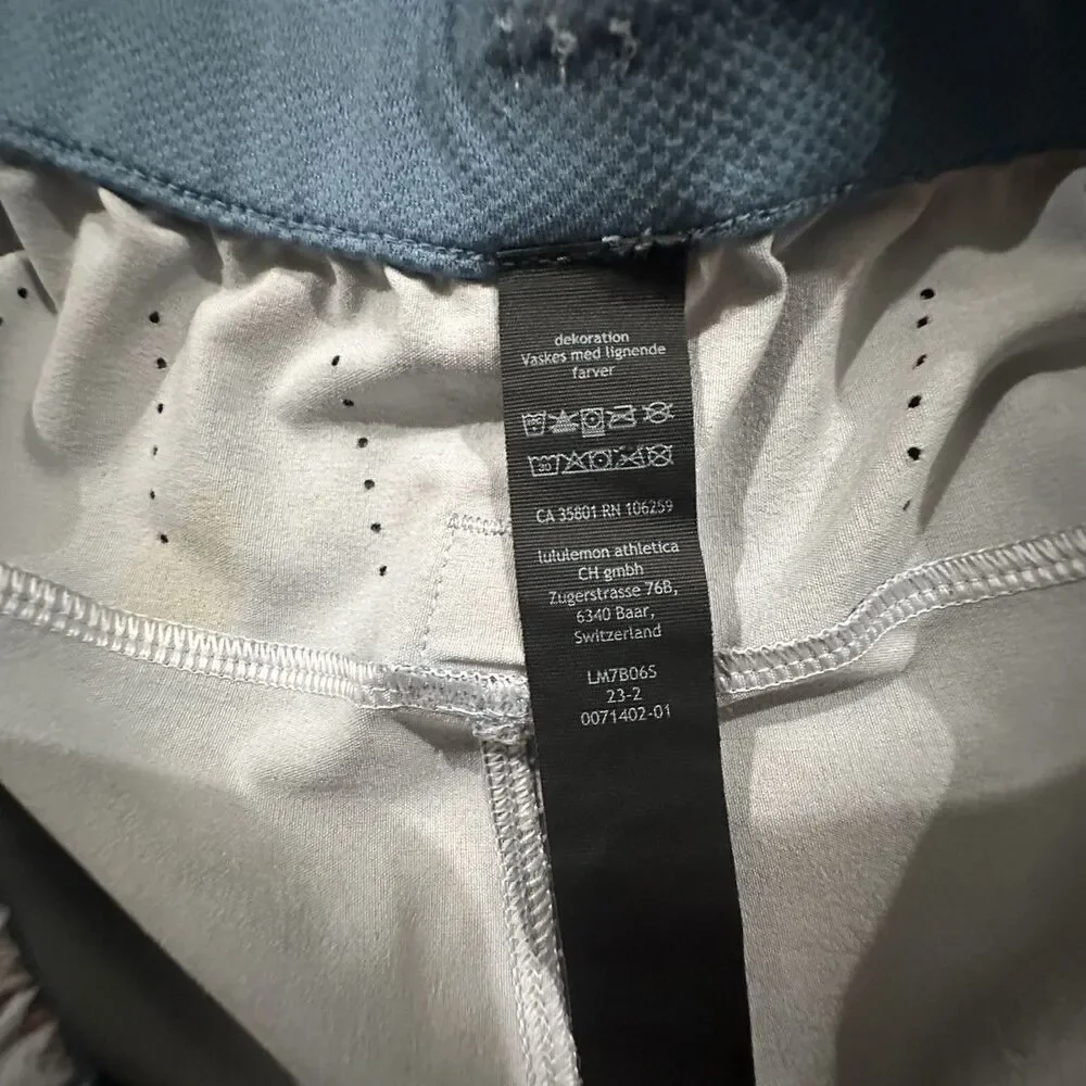 Lululemon Water Repellent 8